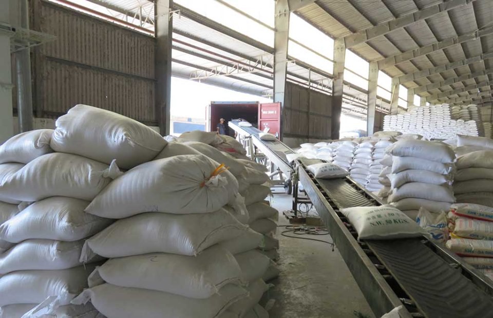 Một cán bộ ở Long An dính đến việc "chậm trả" chục tỉ đồng cho nhiều người