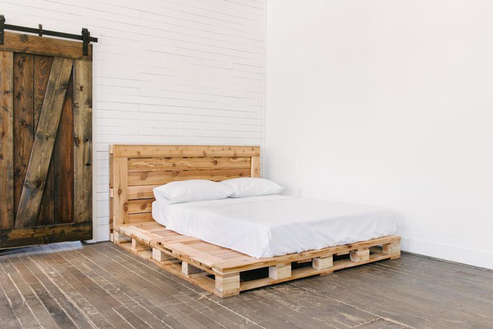 C&aacute;c kiểu giường pallet c&oacute; gi&aacute; hợp l&yacute; cho ph&ograve;ng ngủ của bạn - Ảnh 8.