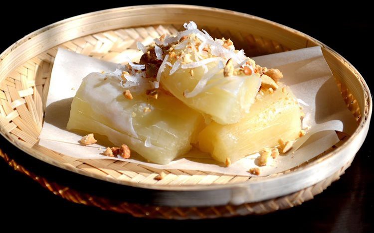 Giữa trời đ&ecirc;m TP HCM, một trời k&yacute; ức &ugrave;a về khi bắt gặp những m&oacute;n n&agrave;y - Ảnh 1.