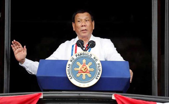 Tổng thống Philippines: Iceland toàn băng đá thì hiểu gì chuyện nước khác