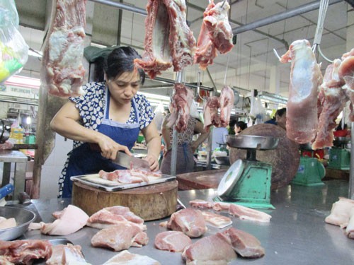 Ti&ecirc;u thụ thịt heo tăng trở lại - Ảnh 1.