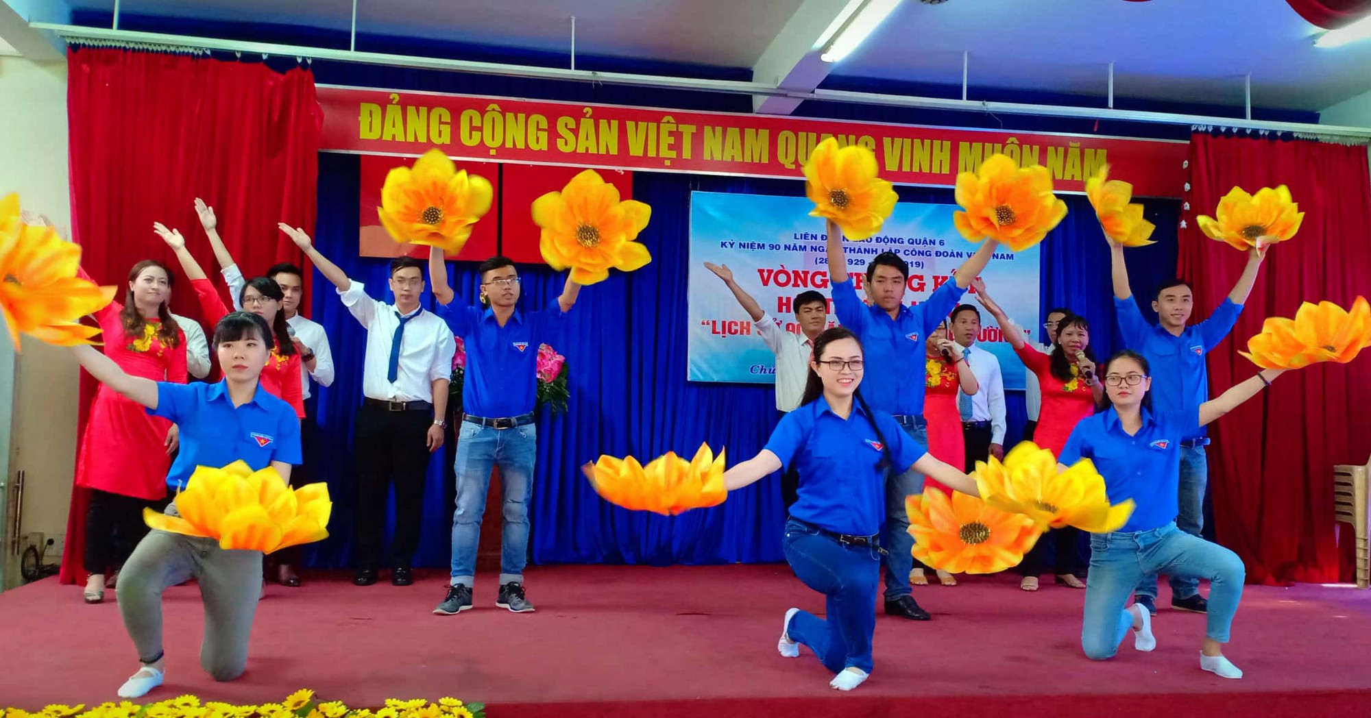 Nhiều hoạt động chào mừng 90 năm thành lập Công đoàn Việt Nam