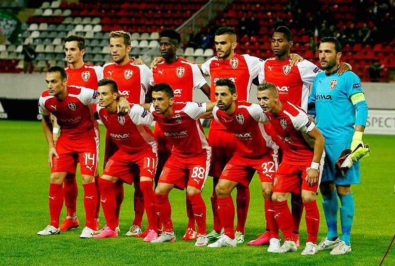 Bị cấm thi đấu 10 năm, CLB Skenderbeu dọa kiện UEFA ra t&ograve;a Thụy Sĩ - Ảnh 5.