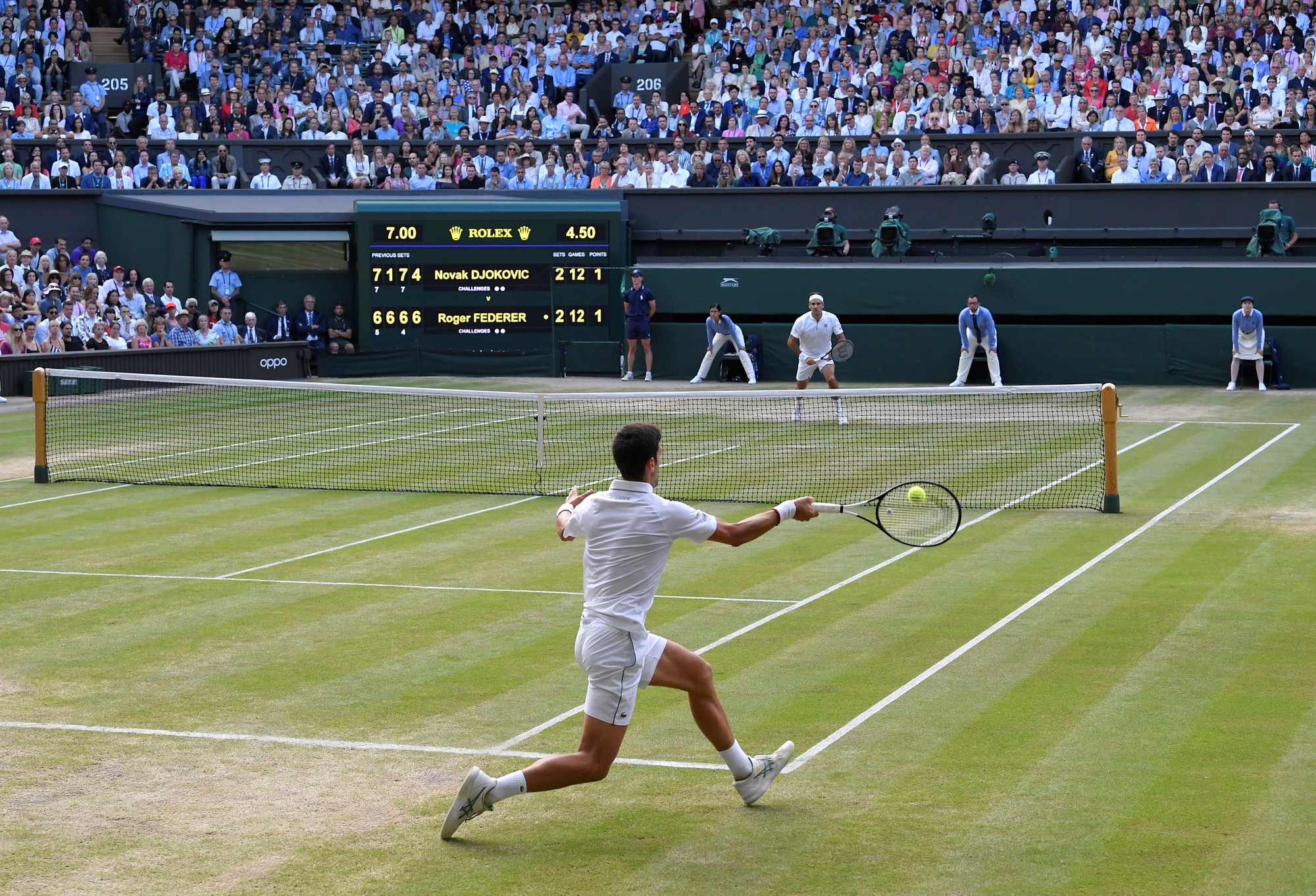 Djokovic c&oacute; Grand Slam thứ 16 sau trận chung kết trong mơ - Ảnh 2.