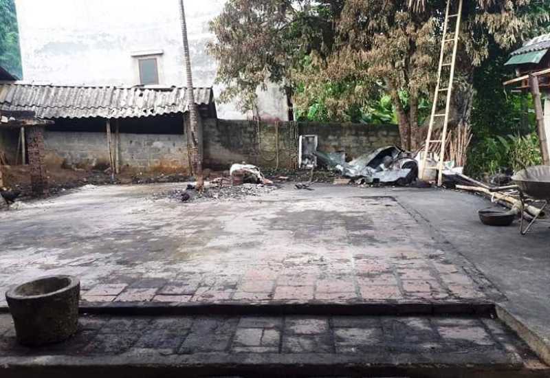 Nh&agrave; s&agrave;n của b&agrave; nội thủ m&ocirc;n B&ugrave;i Tiến Dũng ch&aacute;y rụi trong đ&ecirc;m - Ảnh 1.