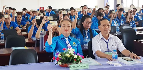CÔNG TY TNHH may mặc TRIPLE VIỆT NAM: Tăng cường đối thoại để ổn định quan hệ lao động