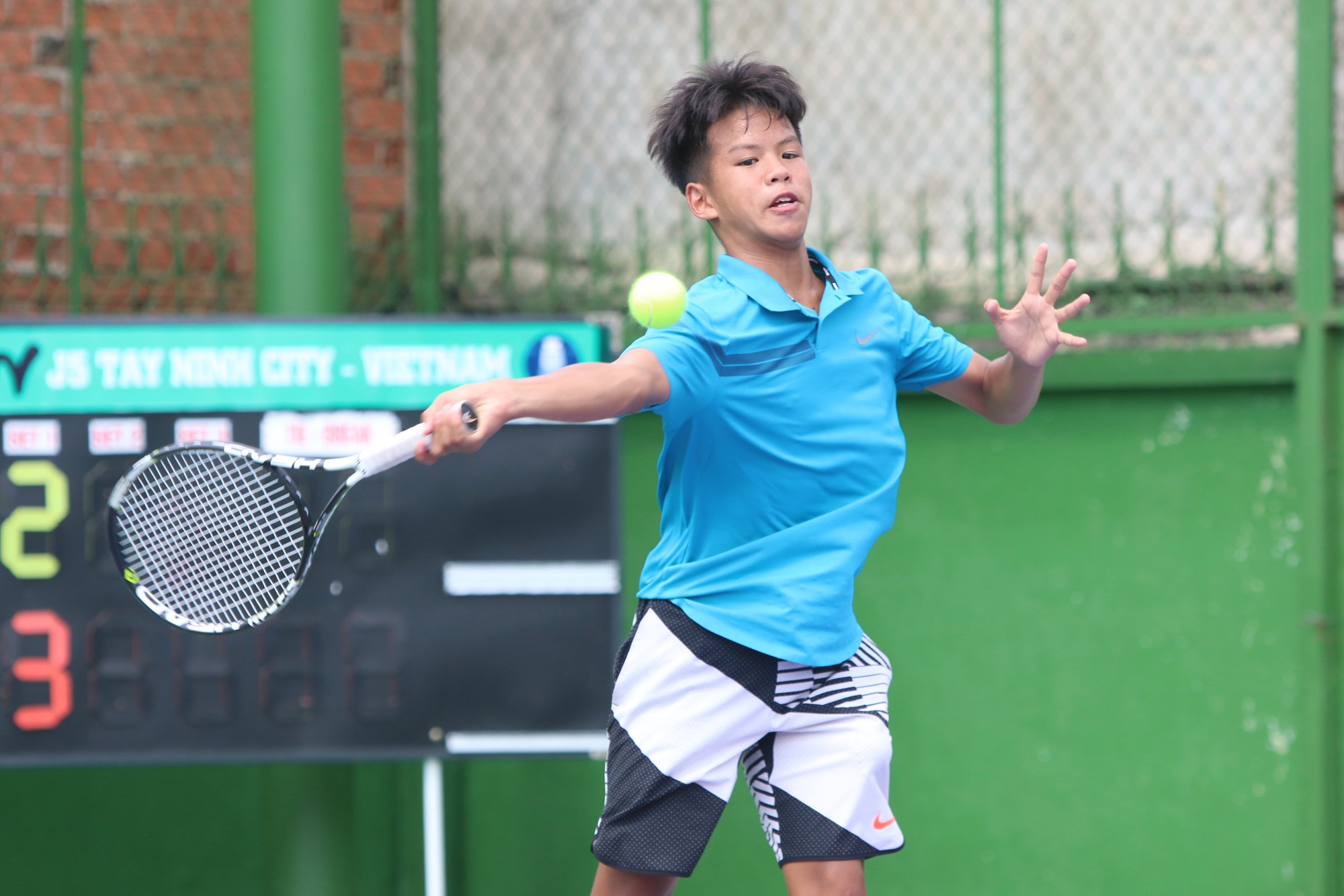 Tài năng trẻ Việt Nam tỏa sáng ngày khai mạc ITF World Tennis Tour Juniors 2019