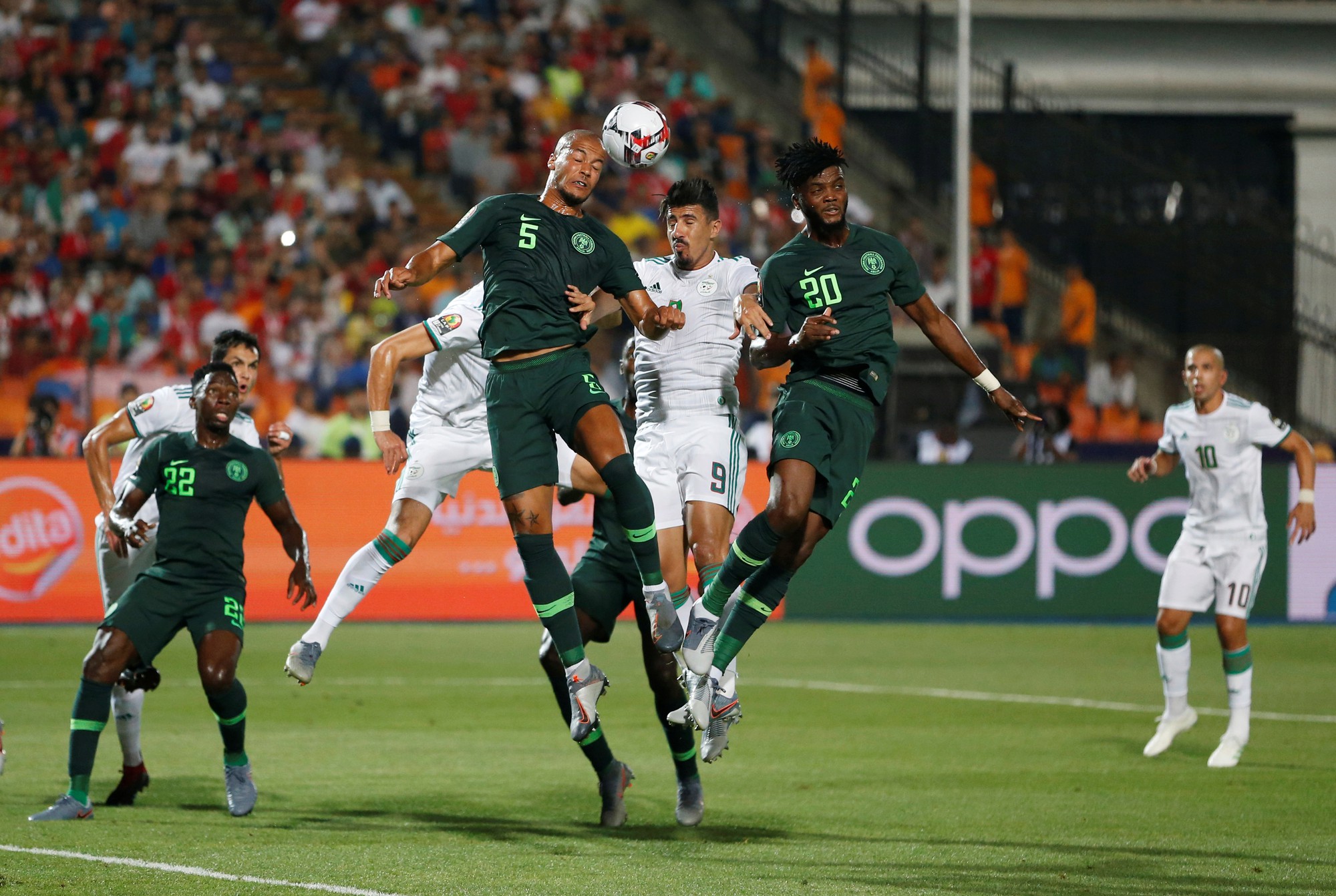 Đá phản cực hiểm, Tunisia và Nigeria mất vé dự chung kết CAN 2019
