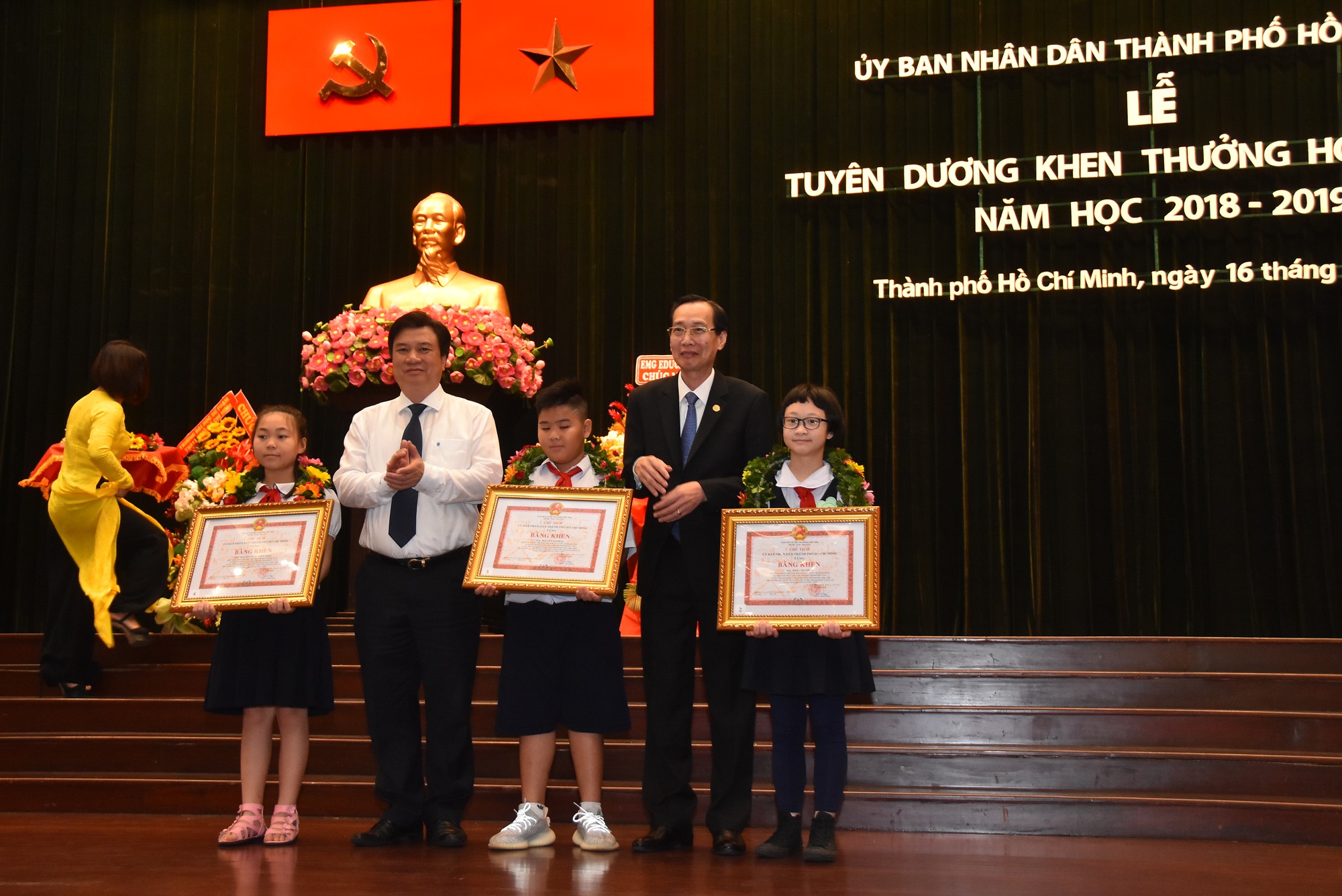 TP HCM tuyên dương 618 học sinh giỏi các cấp