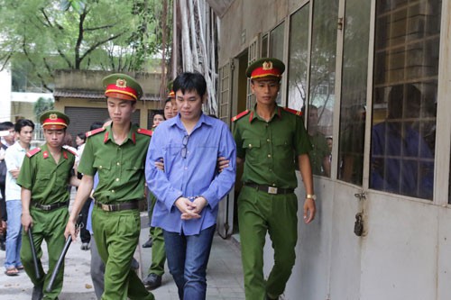 "Sờ gáy" pháp nhân thương mại