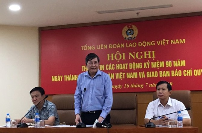 Nhiều hoạt động kỷ niệm 90 năm thành lập Công đoàn Việt Nam