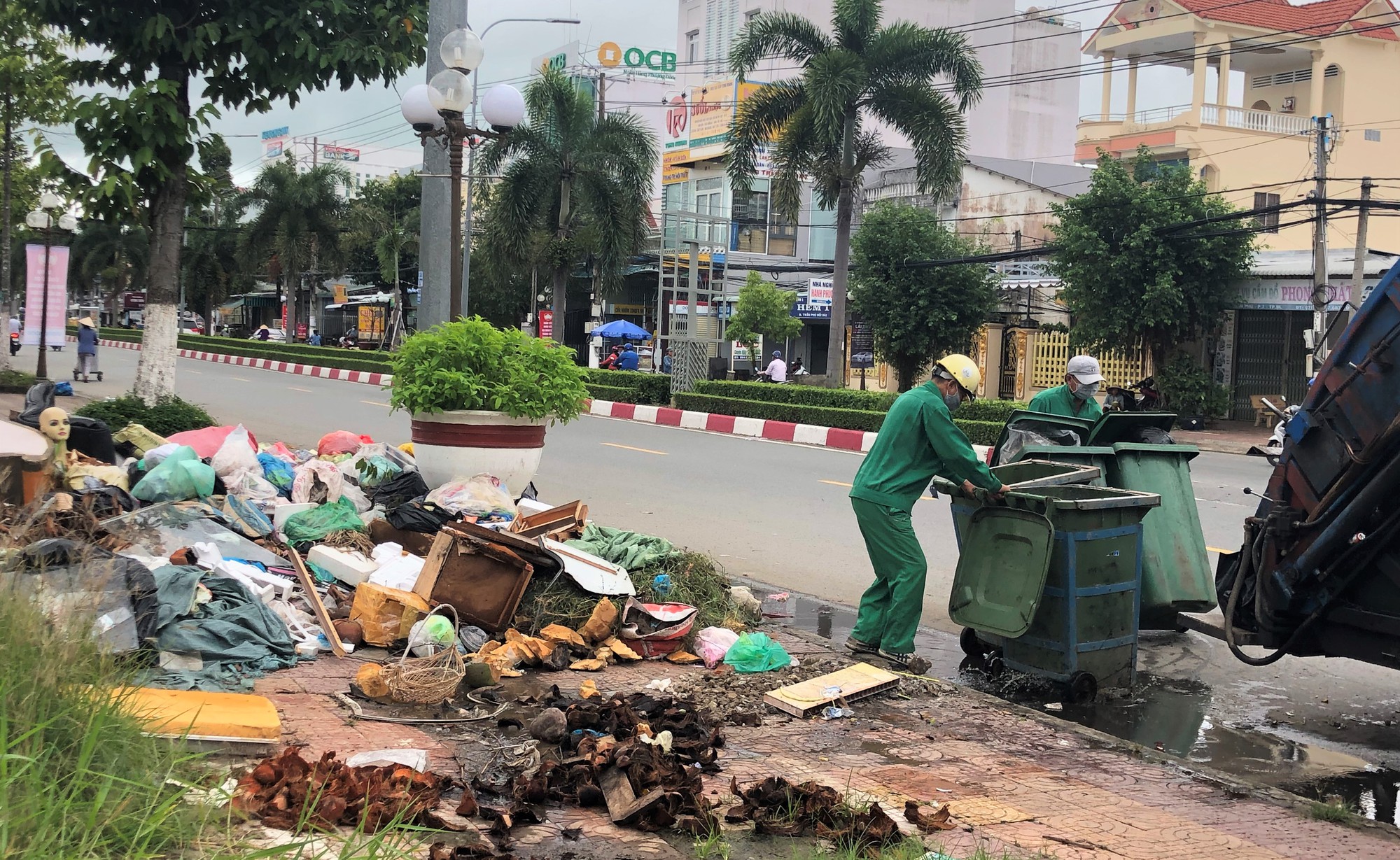 D&acirc;n bức x&uacute;c v&igrave; b&atilde;i r&aacute;c nằm &aacute;n ngữ cửa ng&otilde; v&agrave;o TP Bạc Li&ecirc;u - Ảnh 9.