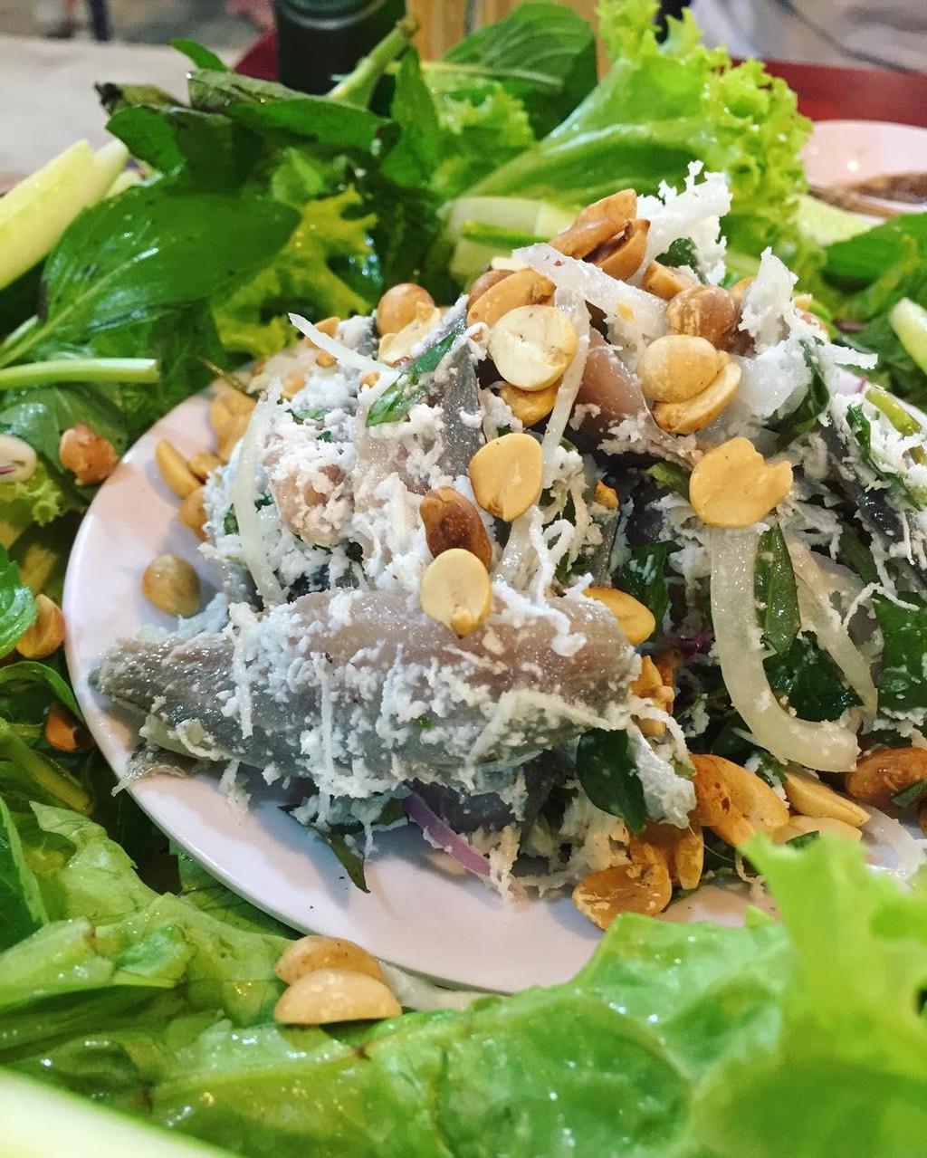 Ghẹ H&agrave;m Ninh, nhum biển v&agrave; 6 m&oacute;n hải sản ăn kh&ocirc;ng ch&aacute;n ở Ph&uacute; Quốc - Ảnh 3.