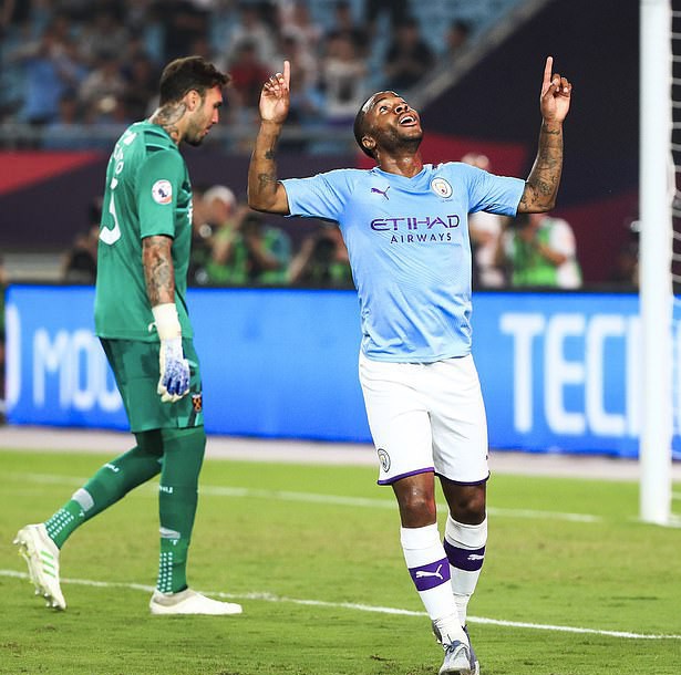 Sterling tỏa s&aacute;ng, Man City đ&egrave; bẹp West Ham ở Asia Trophy - Ảnh 5.