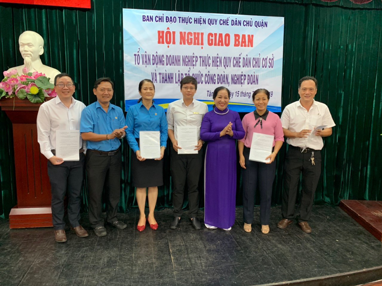 Ra mắt nghiệp đo&agrave;n gi&uacute;p việc gia đ&igrave;nh - Ảnh 1.