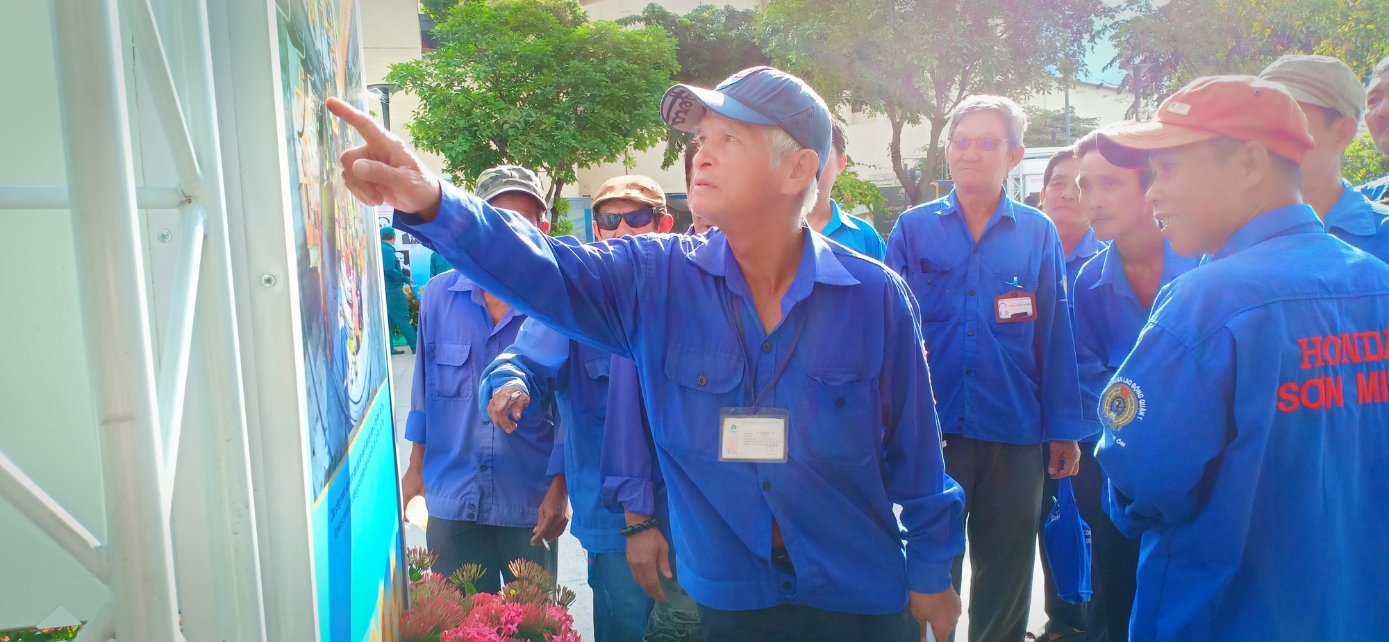 Khai mạc triển lãm "Công đoàn Việt Nam-90 năm một chặng đường lịch sử"