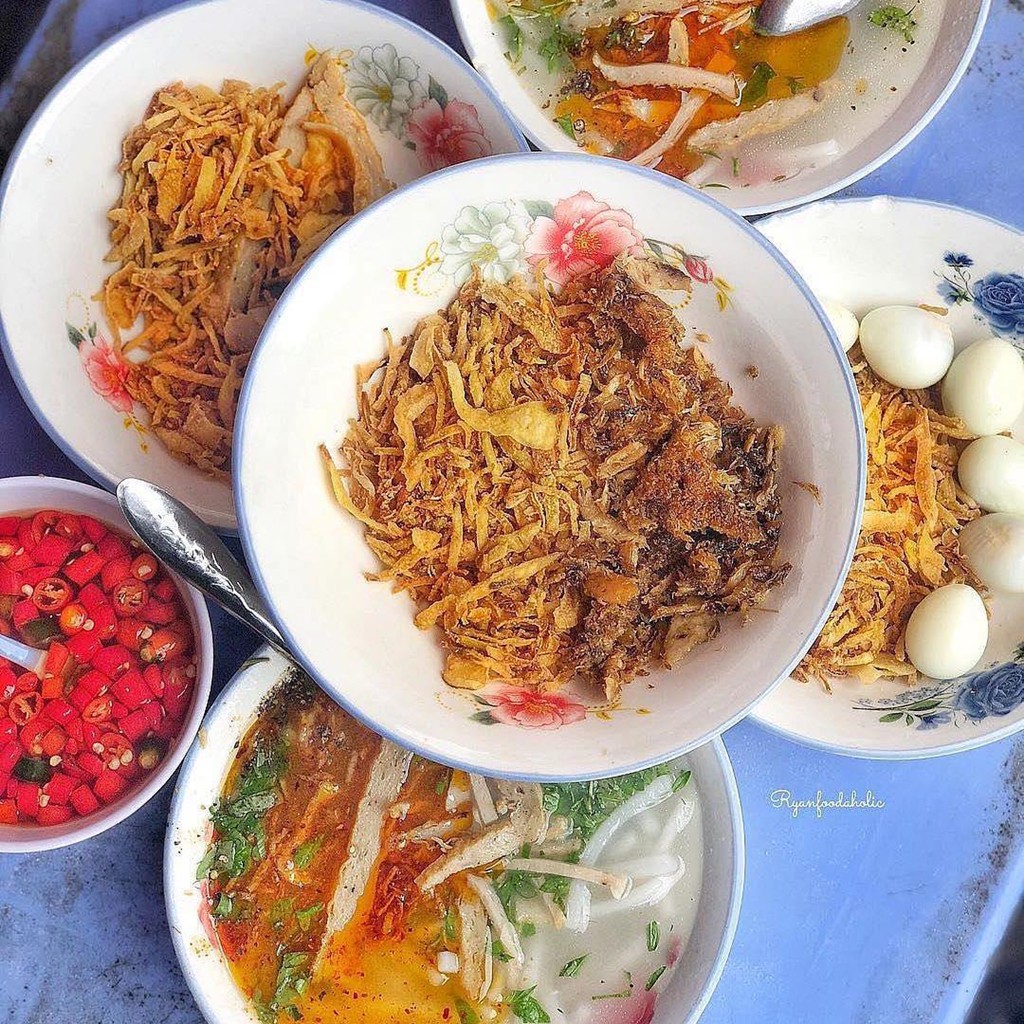 Bánh tráng cuốn thịt heo và 5 món ăn không thể bỏ lỡ ở Đà Nẵng - Ảnh 12.