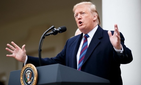 Ông Trump hăm he đánh thuế hàng hoá của EU