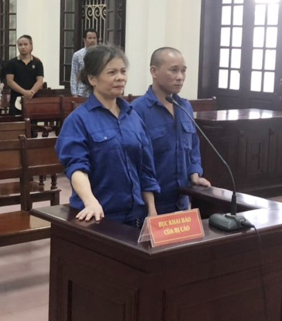 Giấu ma t&uacute;y v&agrave;o t&uacute;i chứa bỉm của ch&aacute;u ngoại, đi t&ugrave; chung th&acirc;n - Ảnh 1.