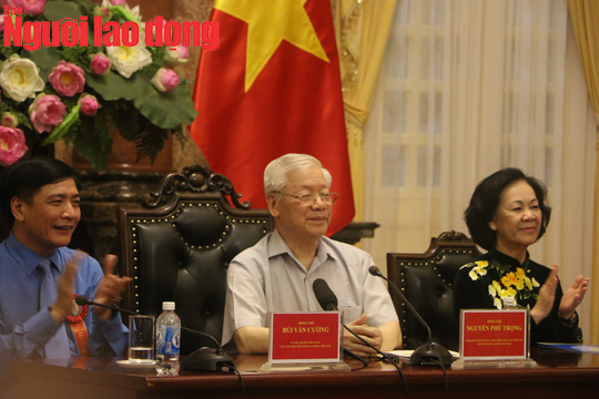 Tổng B&iacute; thư, Chủ tịch nước Nguyễn Ph&uacute; Trọng gặp mặt c&aacute;n bộ C&ocirc;ng đo&agrave;n ti&ecirc;u biểu - Ảnh 4.