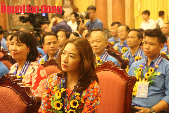 Tổng B&iacute; thư, Chủ tịch nước Nguyễn Ph&uacute; Trọng gặp mặt c&aacute;n bộ C&ocirc;ng đo&agrave;n ti&ecirc;u biểu - Ảnh 7.