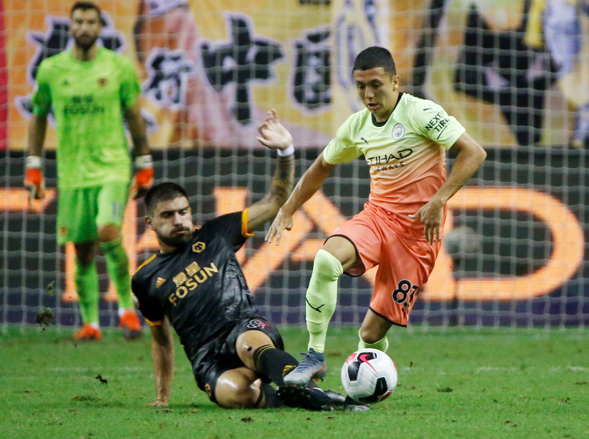 Sút hỏng 3 quả luân lưu, Man City trắng tay trận chung kết Asia Trophy