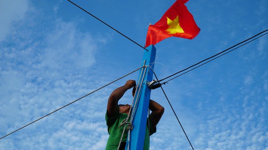 Chủ quyền thiêng liêng, bất khả xâm phạm!