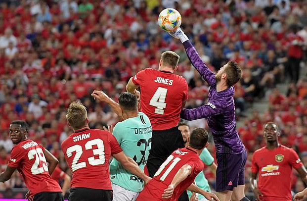 Man United thắng trận ra qu&acirc;n ICC với ch&acirc;n s&uacute;t 17 tuổi - Ảnh 4.