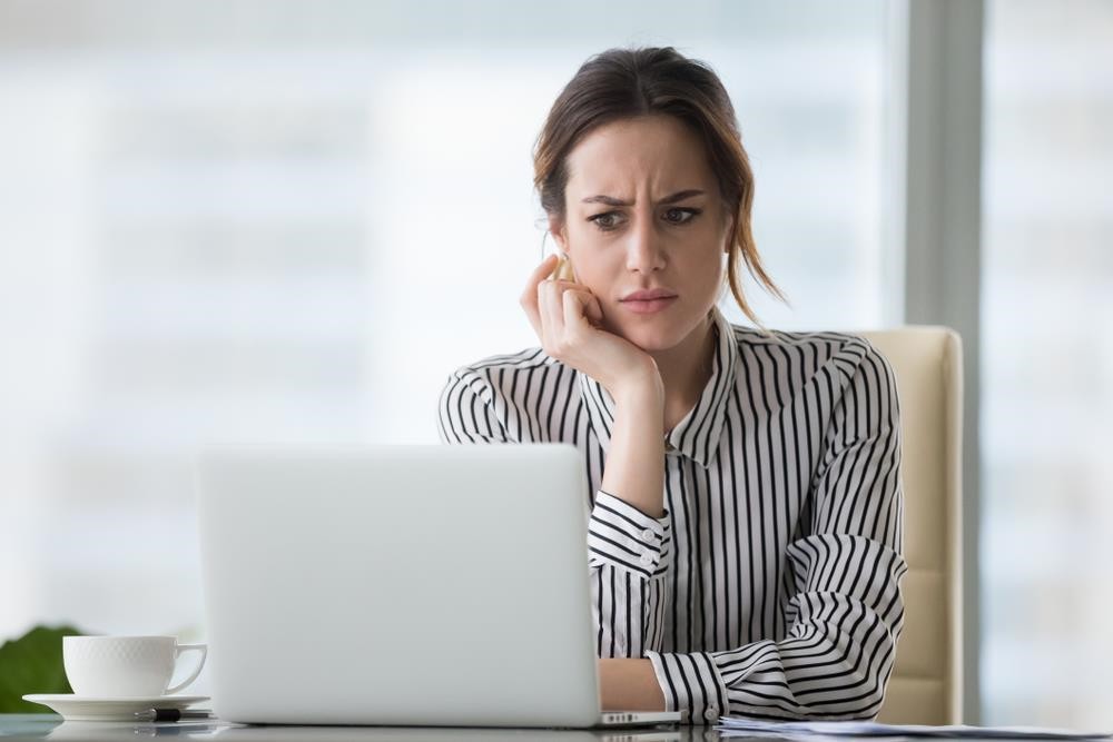 R&ograve; rỉ th&ocirc;ng tin v&agrave; những bất cập khi đặt ph&ograve;ng online - Ảnh 1.