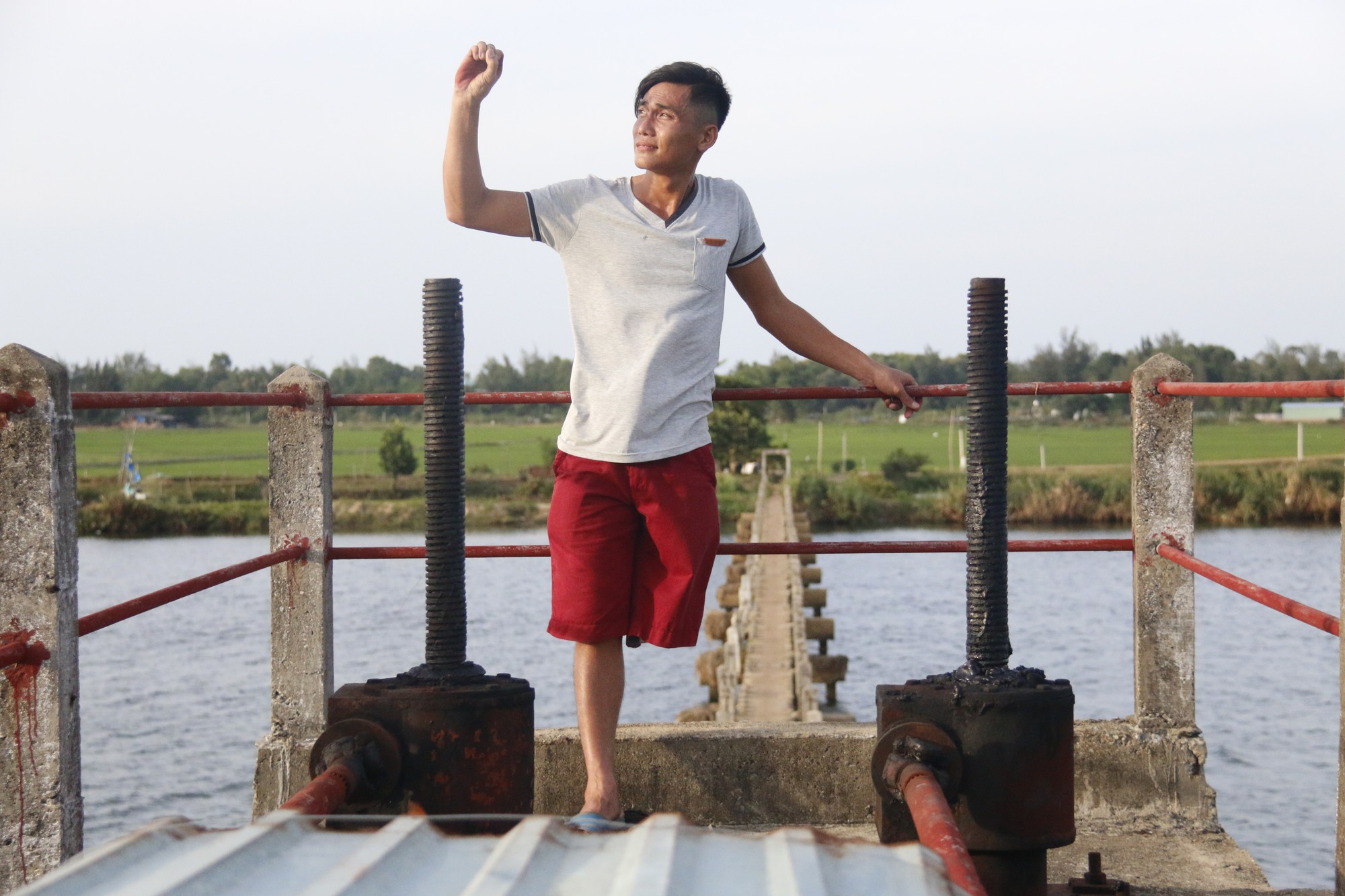 “Thánh một chân” Lương Phi - Ảnh 15.