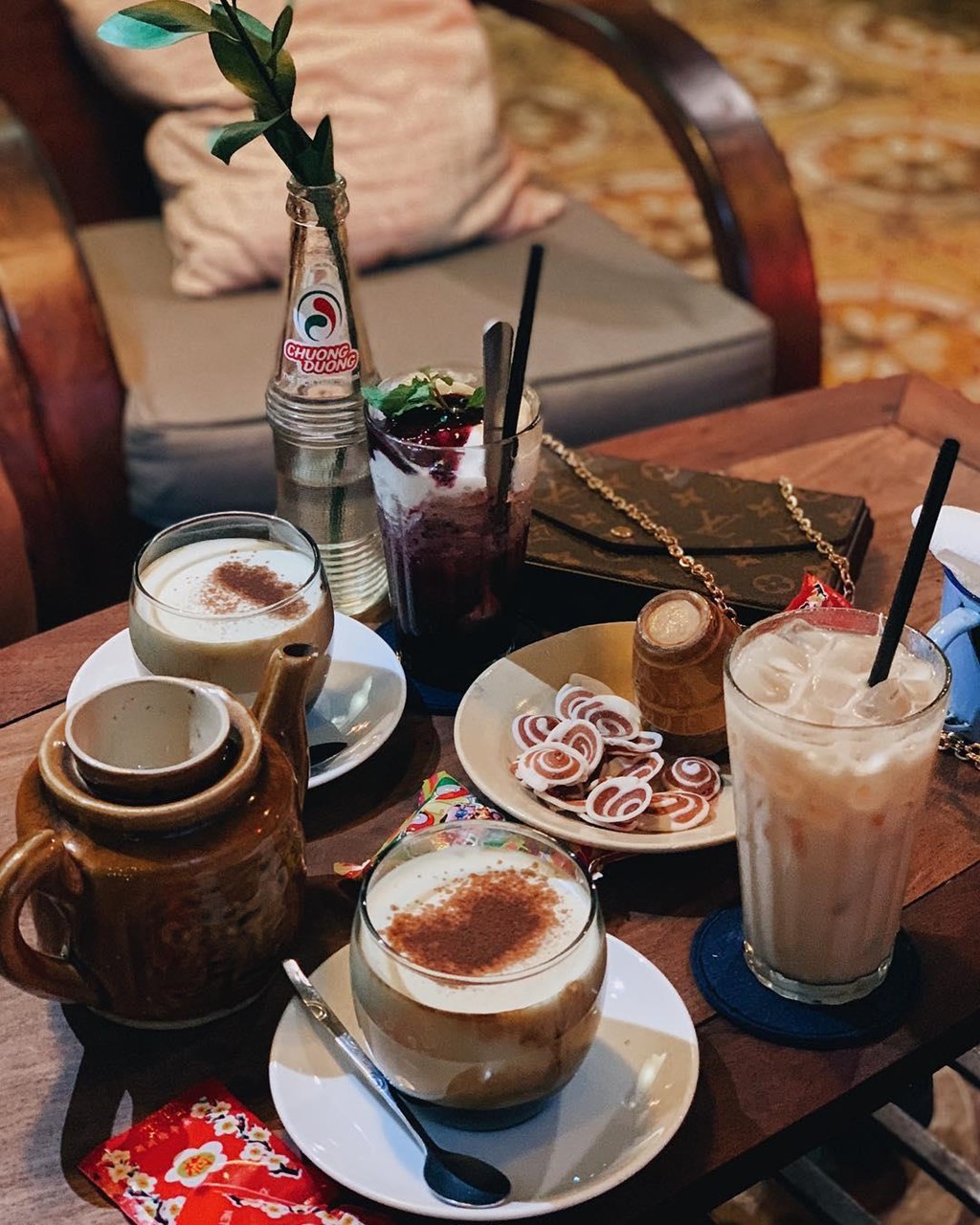 Truy l&ugrave;ng những qu&aacute;n c&agrave; ph&ecirc; gi&uacute;p bạn t&igrave;m lại thanh xu&acirc;n ở TP HCM - Ảnh 18.