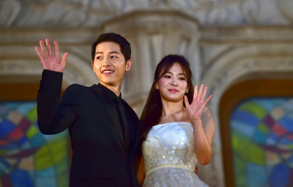 Song Joong Ki v&agrave; Song Hye Kyo ch&iacute;nh thức ly h&ocirc;n - Ảnh 1.