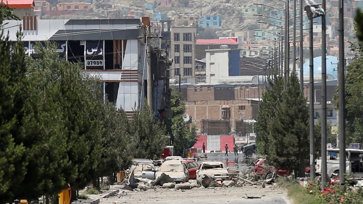 &Ocirc;ng Trump: &ldquo;T&ocirc;i c&oacute; thể xo&aacute; sổ Afghanistan trong 10 ng&agrave;y&rdquo; - Ảnh 2.
