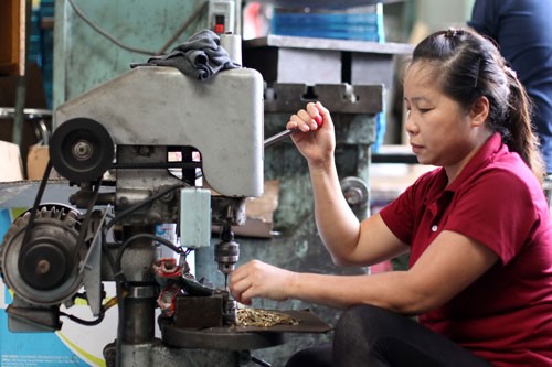 GÓP Ý DỰ THẢO BỘ LUẬT LAO ĐỘNG: Luật phải đi vào cuộc sống