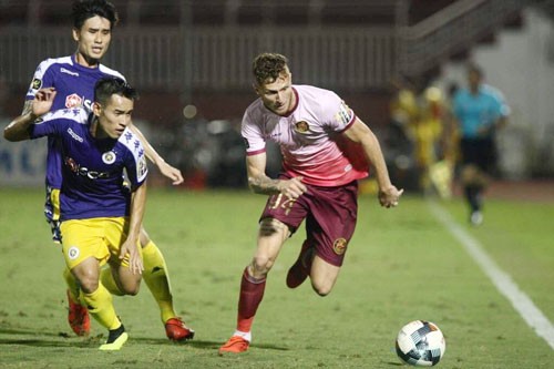 Ch&aacute;y v&eacute; trận CLB TP HCM - H&agrave; Nội FC - Ảnh 1.