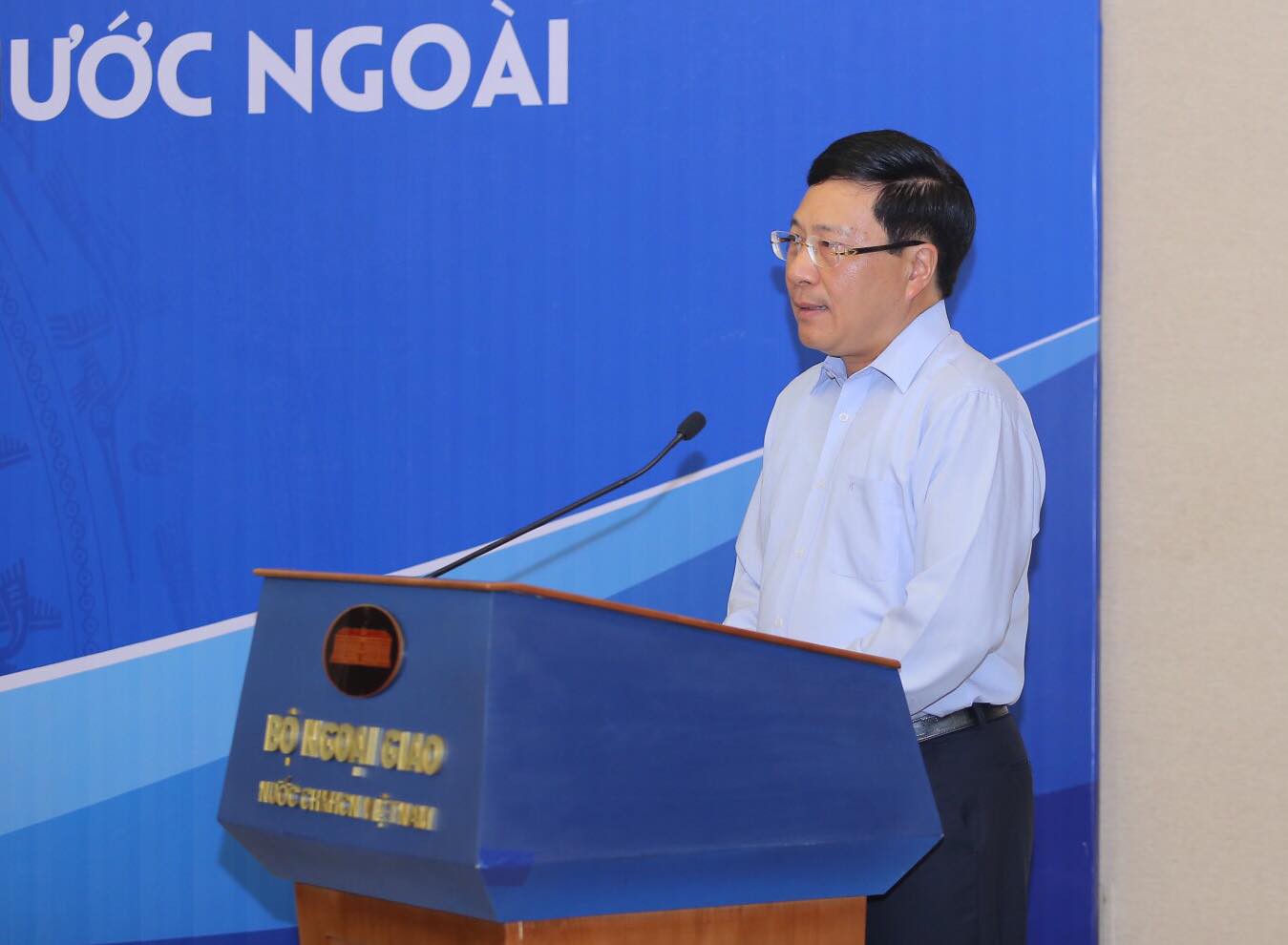 Th&aacute;o gỡ kh&oacute; khăn trong việc nhập trở lại quốc tịch cho kiều b&agrave;o - Ảnh 3.