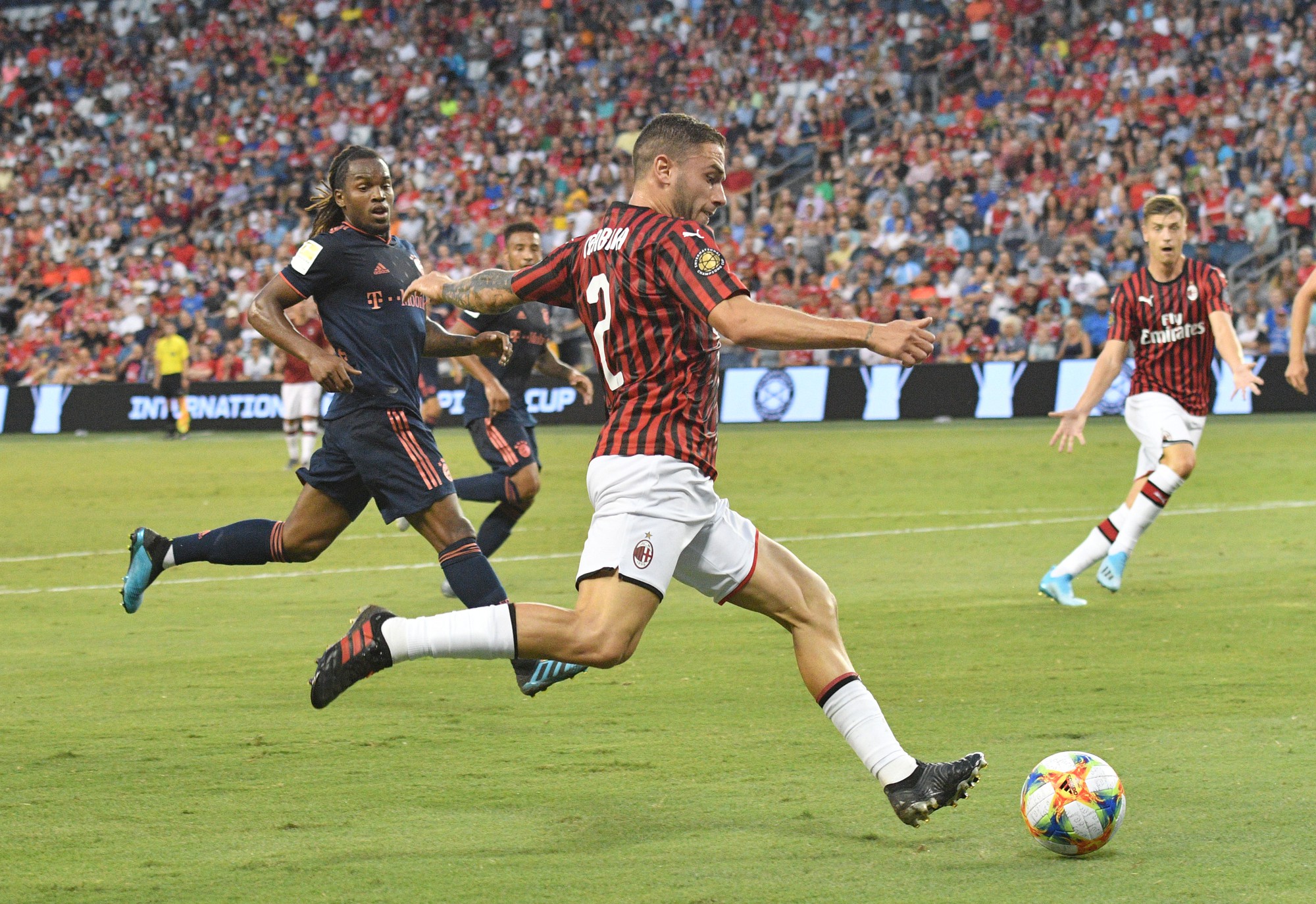Truyền nhân đời thứ ba gia tộc Maldini mơ vinh quang tại AC Milan - Ảnh 6.