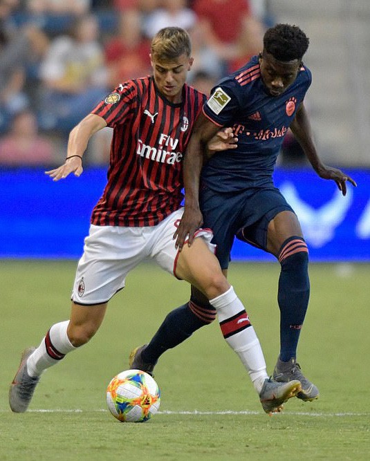 Truyền nhân đời thứ ba gia tộc Maldini mơ vinh quang tại AC Milan - Ảnh 3.