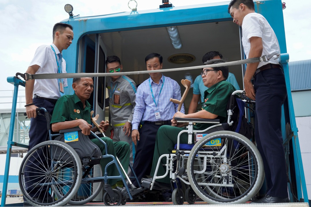 Hành trình đặc biệt tới Hà Nội của cựu tù Côn Đảo và thương binh chiến trường Campuchia