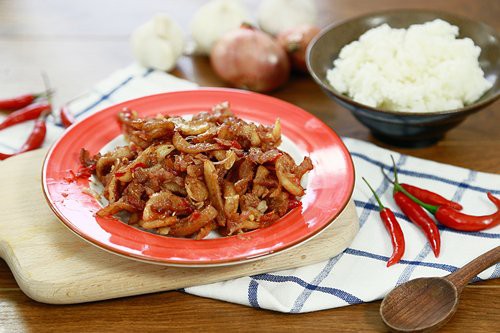Có một thời tuổi thơ ăn cơm với đường, tóp mỡ và cả hoa quả, có ai đã từng? - Ảnh 7.