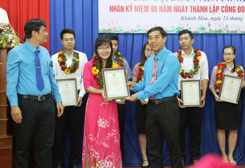 Chăm lo tốt đời sống vật chất, tinh thần cho đoàn viên