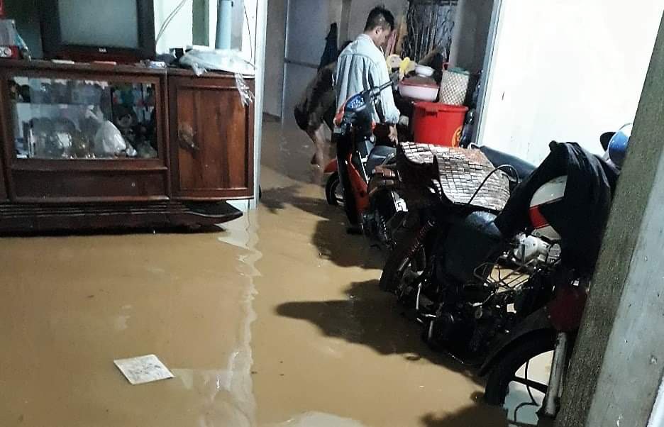 Lũ quét bất ngờ gây thiệt hại nặng ở Lâm Đồng - Ảnh 1.