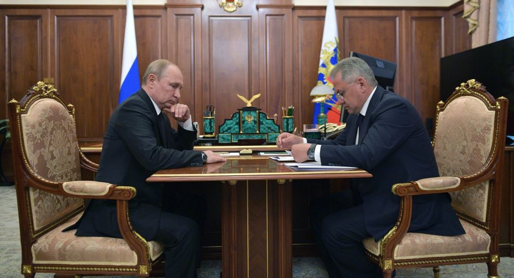 Ông Putin tiết lộ "thân phận" tàu ngầm bị cháy