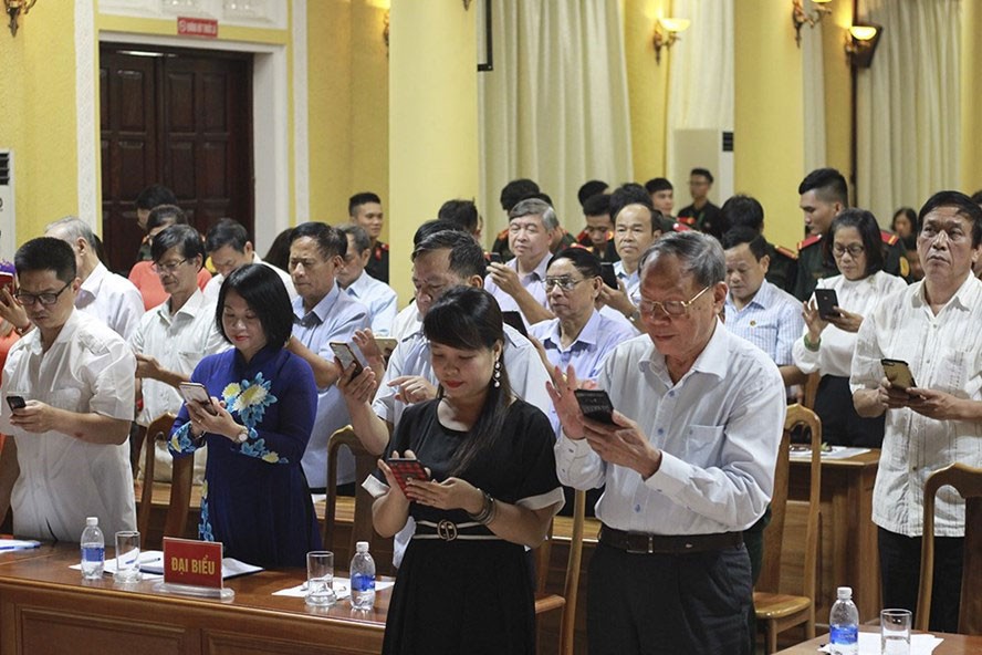 Nhắn tin chung tay xoa dịu nỗi đau da cam - Ảnh 1.