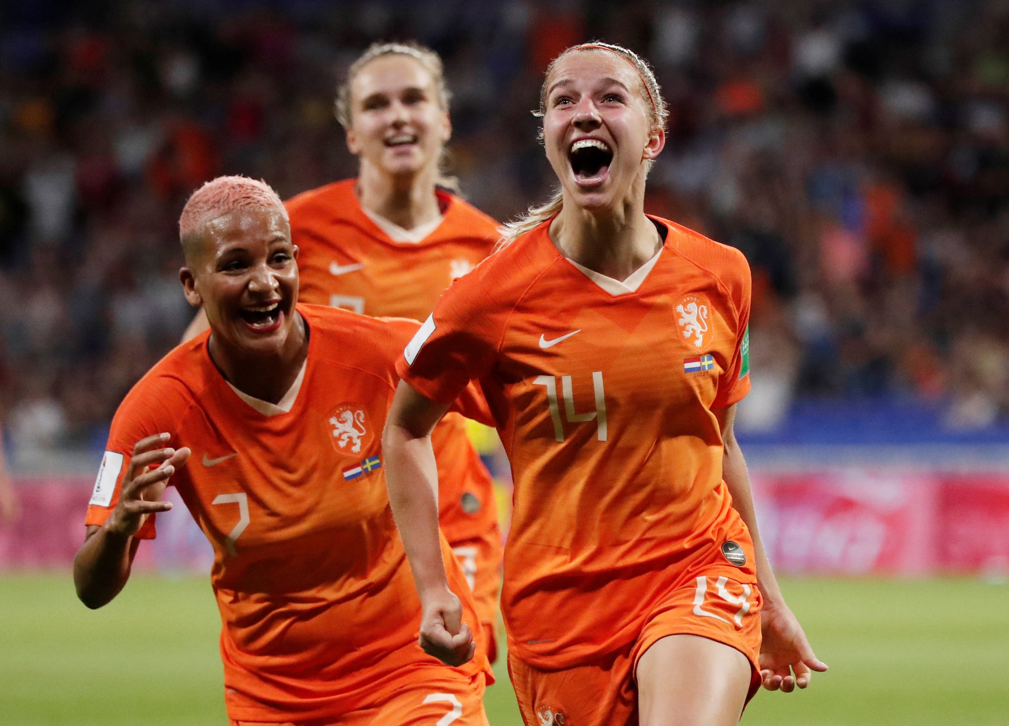 Hà Lan vào chung kết World Cup nữ nhờ bàn thắng "vàng"