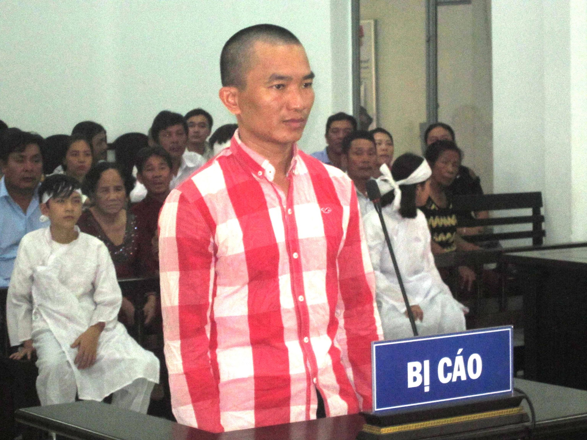 Chủ thầu mất mạng vì "ôm vợ" thợ xây