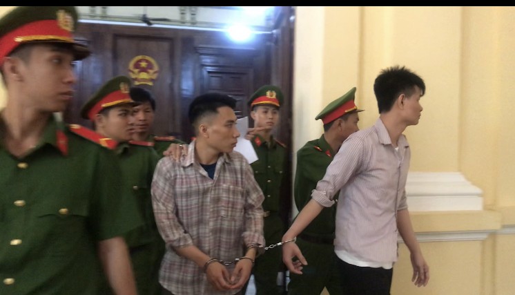 Ai trả công cho "Shipper" giao 1 kg ma túy đá ở quận Tân Phú?