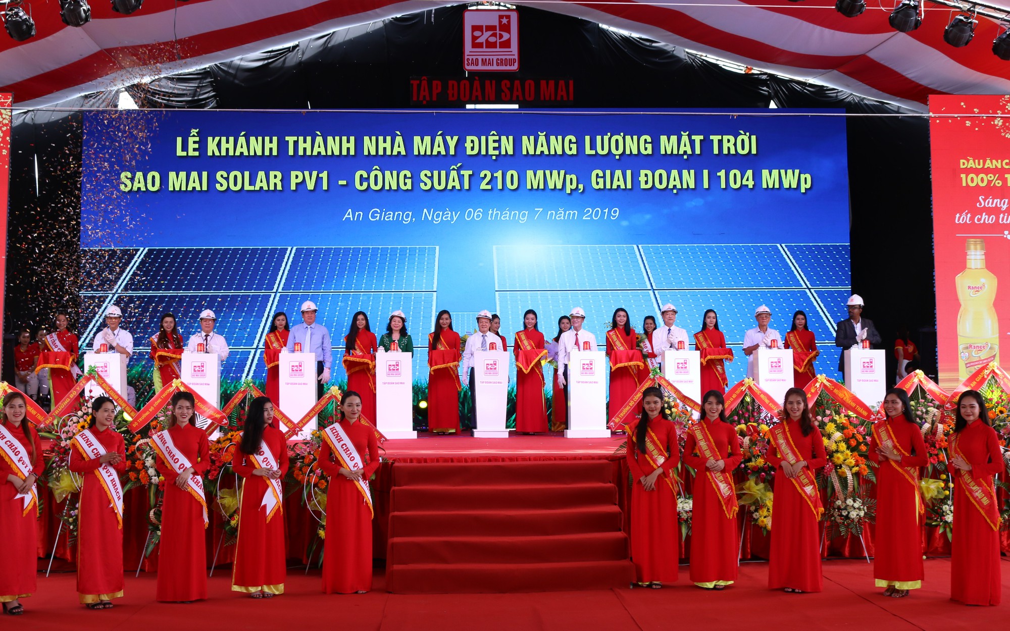 Khánh thành nhà máy điện mặt trời 6.000 tỷ đồng ở vùng Bảy Núi