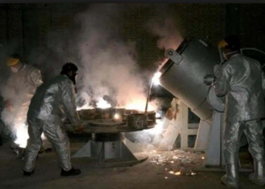 Iran dọa tăng cấp độ làm giàu urani
