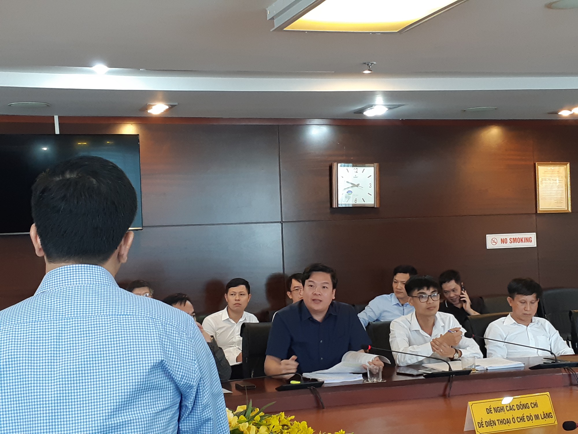 Các nhà đầu tư BOT tranh luận căng thẳng với lãnh đạo Bộ GTVT về thu phí không dừng - Ảnh 3.